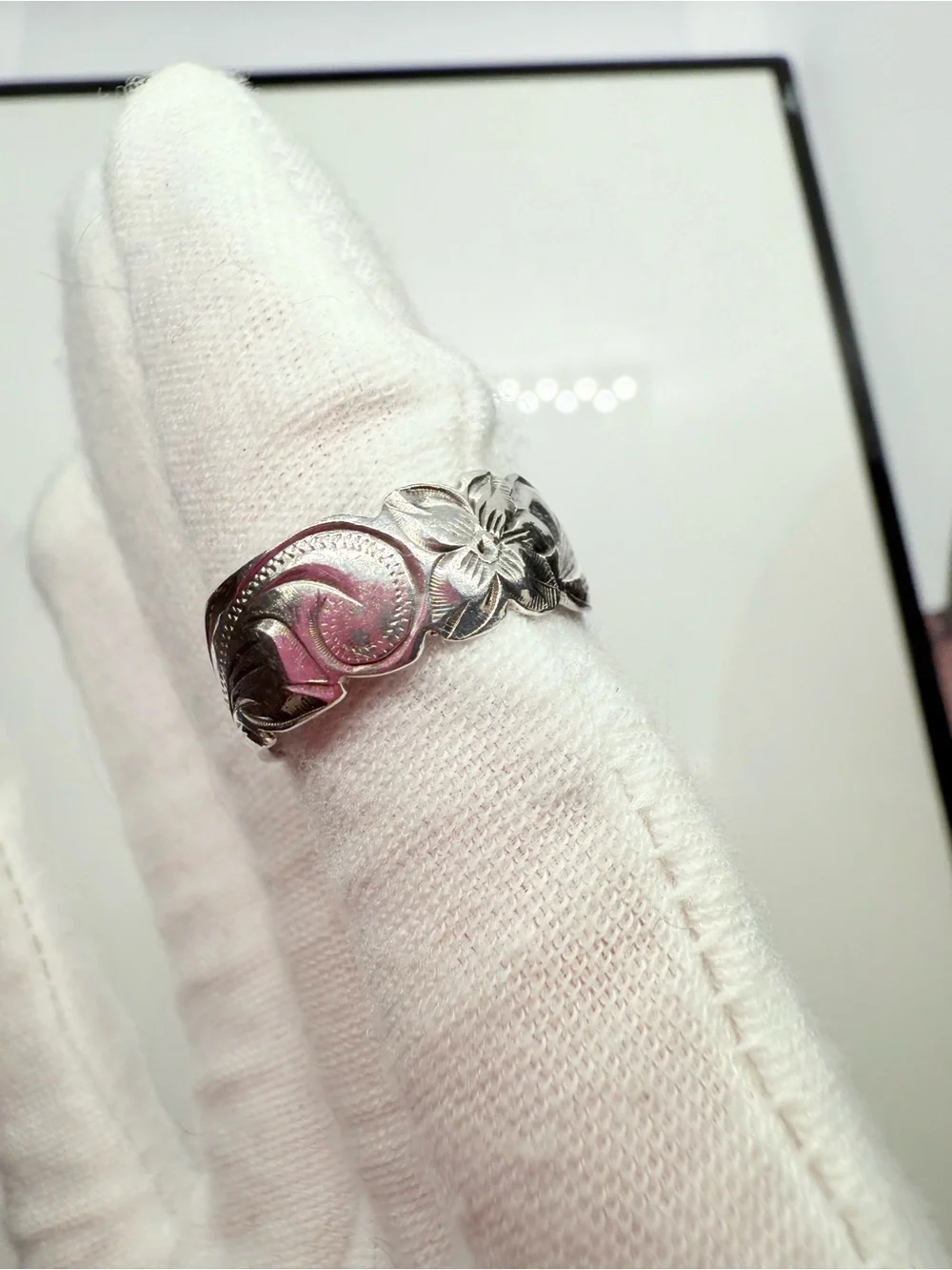 Hawaiian Maile Leaf Sterling Silver Eternity Band Ring!